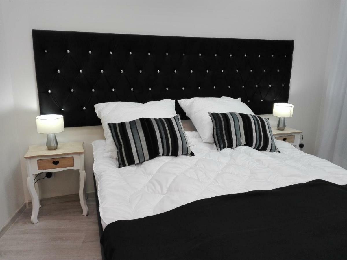 Vabank Apartamenty W Centrum Zielona Gora  Ngoại thất bức ảnh